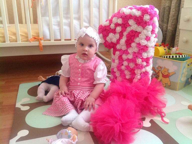 Дашеньке годик!