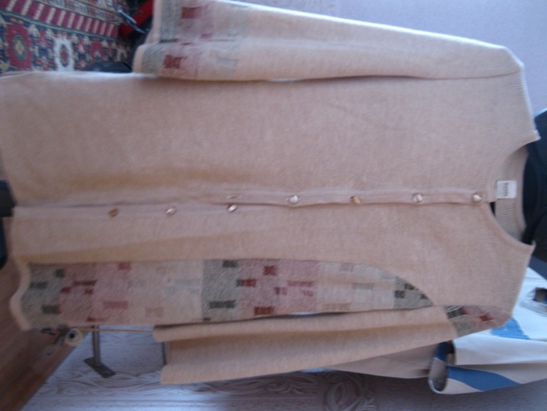 Отдам вещи. Размер 42,44,46