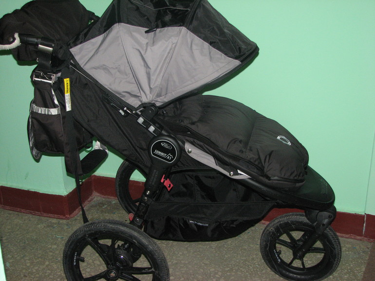 Baby Jogger Summit X3,Макларен ХТ и Тевтония Мистраль S