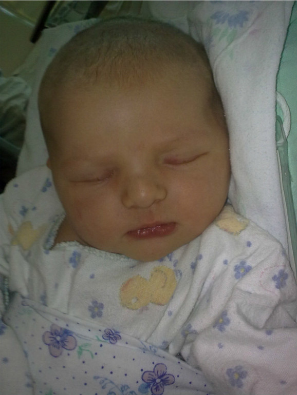 Фотоотчет вкратце от рождения до 5 месяцев))