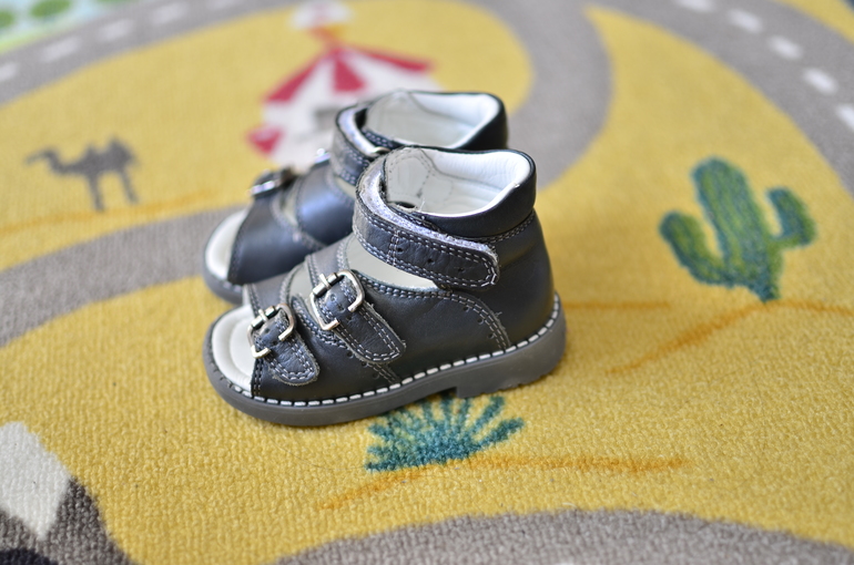 Продаю сандалики Rabbit Orthopedic 19 размера