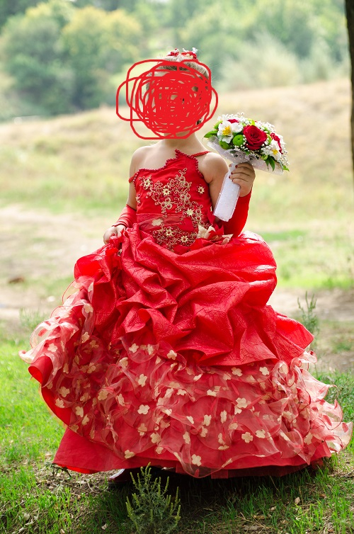 Продам красивейшее платице 122-128!!!