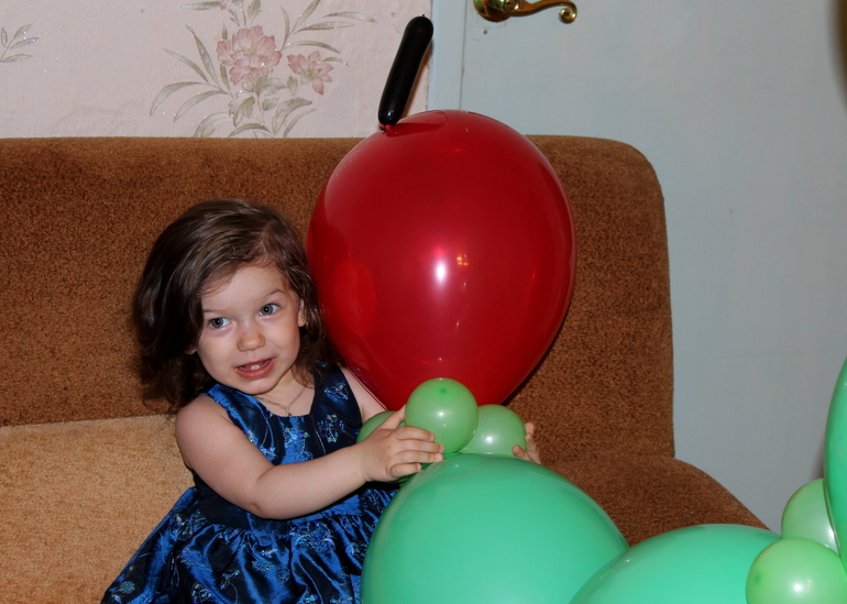 01.05.2014г. Настеньке 1,5 годика!!!