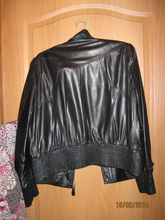 Стильная кожаная куртка!