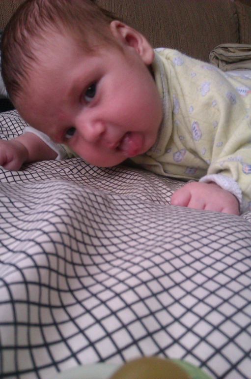 медвежонку 2 месяца)