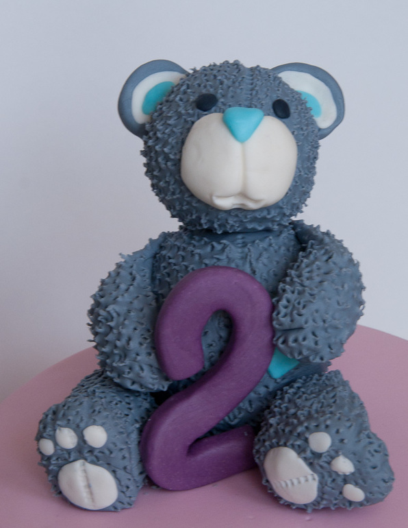 Торт с мишкой