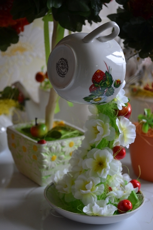 Клубничная чашка