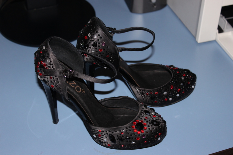 Новые туфельки. Регион. Почта.