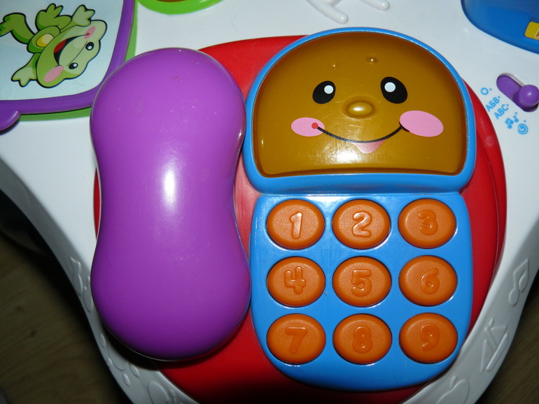 Столик Fisher Price и Музыкальное кресло Fisher Price
