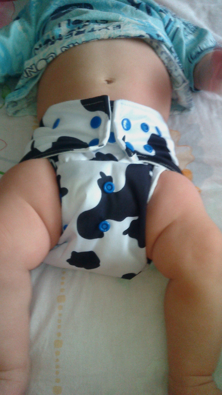 Многоразовые подгузники ALVA на любимой попе