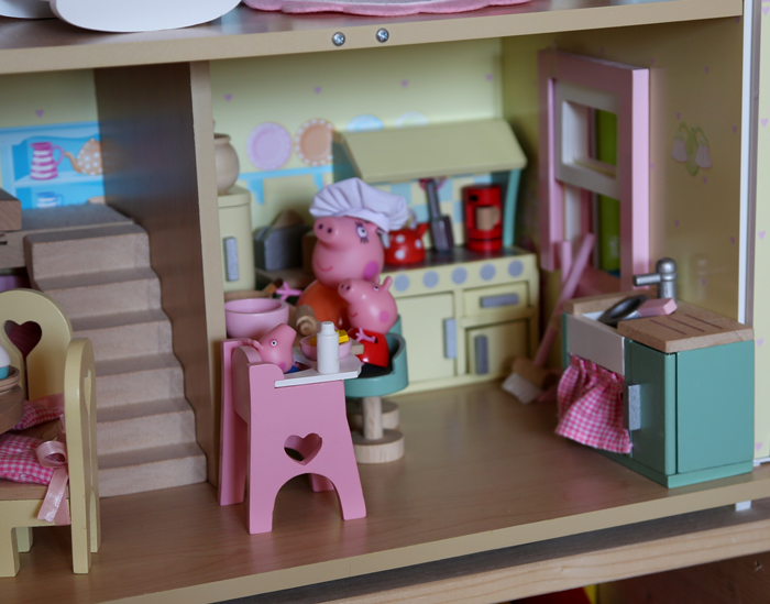 Кукольный домик Le toy van. Версия 2.0