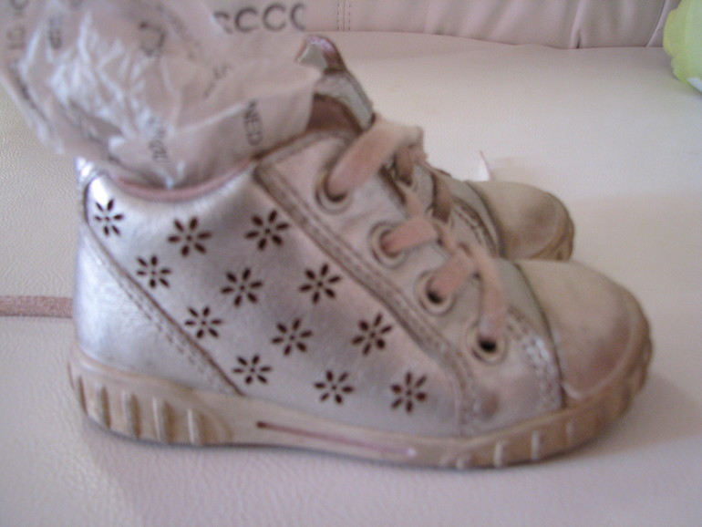 Ботиночки ЭККО 21 размер 600р