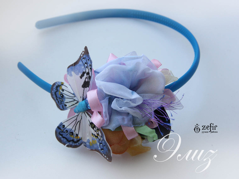 бабочки на  ладошке