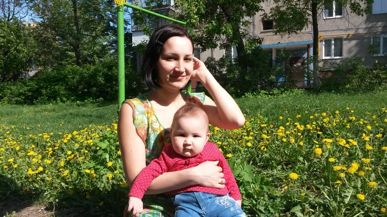 Дианочке 8 месяцев :)