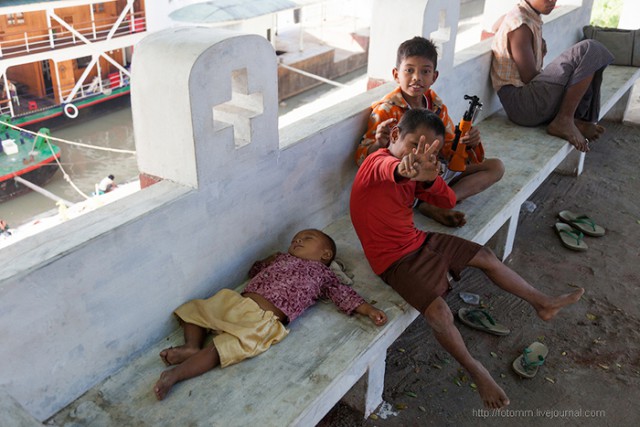 Дети в Бирме