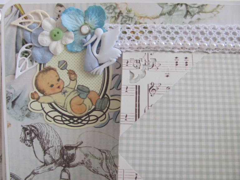 Книга - альбом для пожеланий.