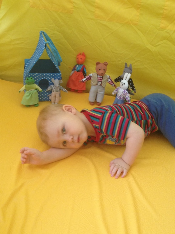 Рисуем, играем и обнимаемся