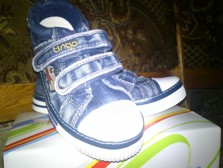 Джинсовые кеды для мальчика р-р 32 350 руб.