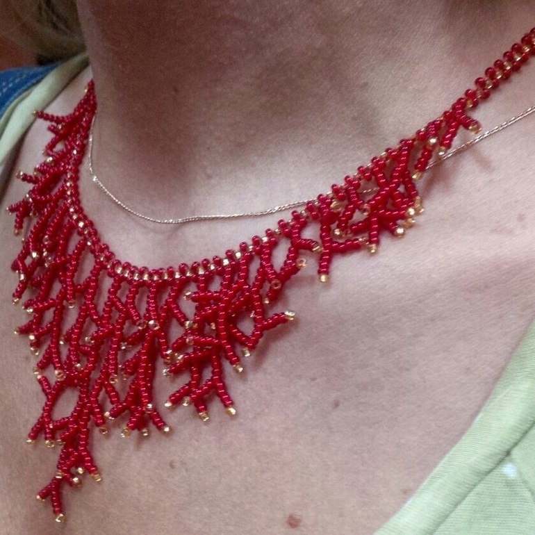 Всегда актуальные украшения из бисера (ручная работа)