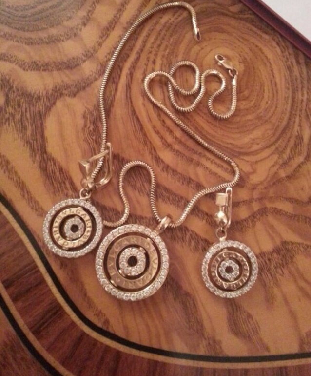 Золото!! 585.... 21,5 грамм. Цепь+кулон+серьги. 29 тыс.