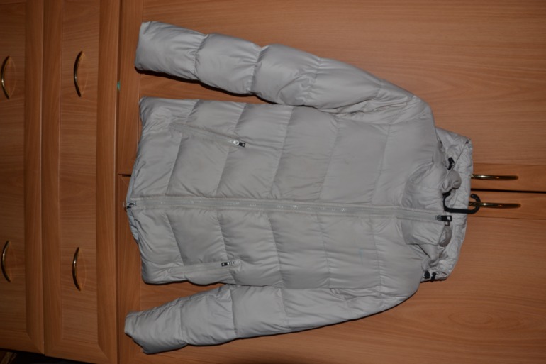 пуховик Nike р. 42-44 цена 1800