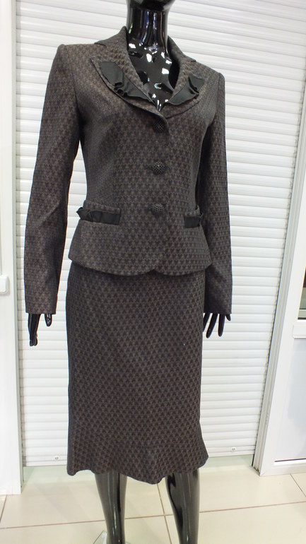 Костюмы фирмы ГОТА размер 44