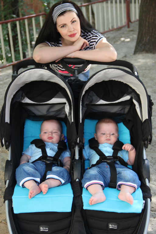 Наши 6 месяцев))