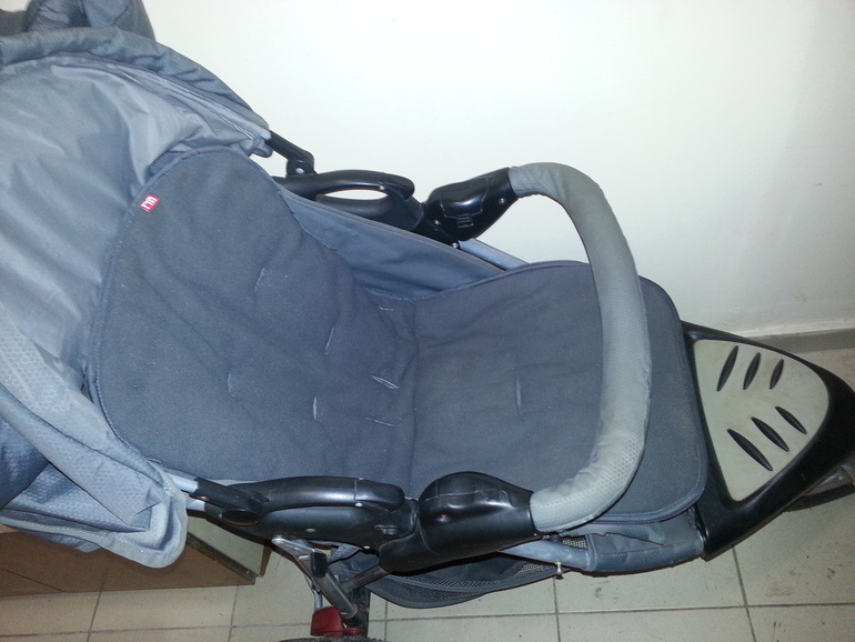 Коляска Mothercare Xtreme (Москва, 3 т.р)