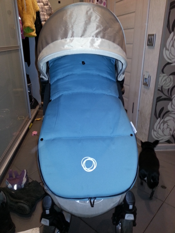 конверт  Bugaboo footmuff идеально встал на коляску baby jogger city mini(4 колесная)